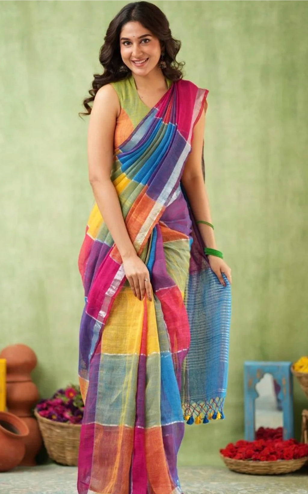 Checked Linen Blend Saree